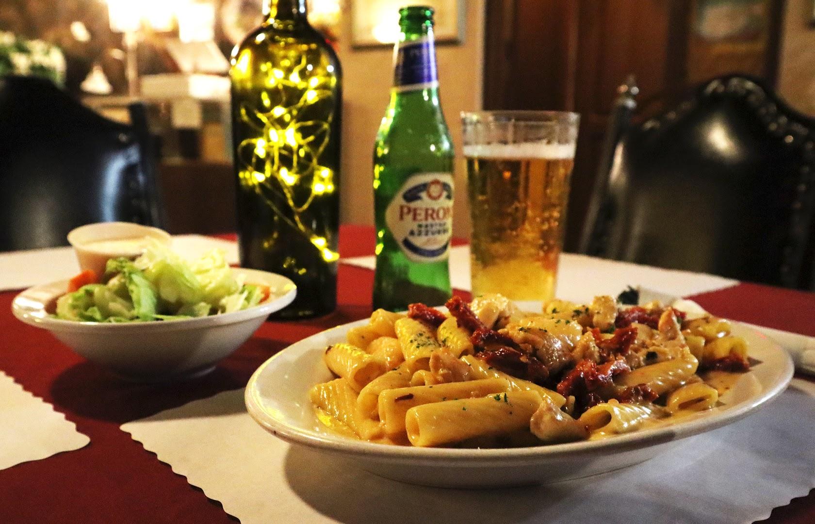 Como's Italian Restaurant Menu image 7